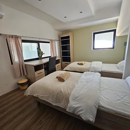 בית אירוח Soulnest Light Bedroom And Shared Bathroom