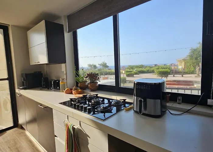 בית אירוח Soulnest Light Bedroom And Shared Bathroom *