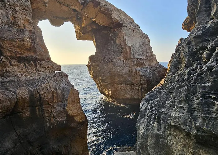 Soulnest Light Bedroom And Shared Bathroom Qbajjar