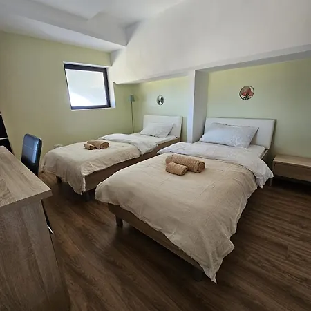 Soulnest Light Bedroom And Shared Bathroom *