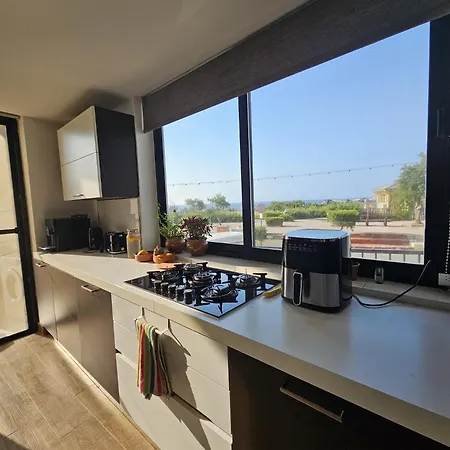 Privatunterkunft Soulnest Light Bedroom And Shared Bathroom *