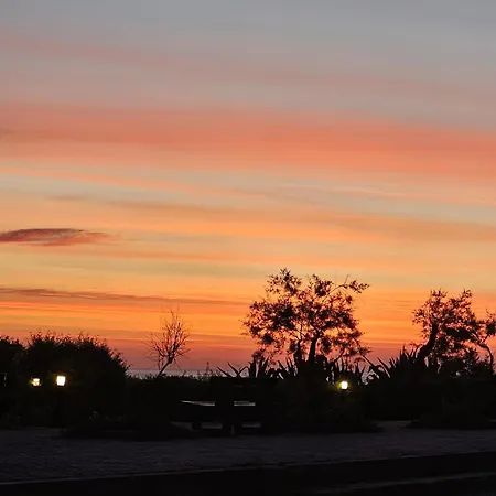 Soulnest Light Bedroom And Shared Bathroom
