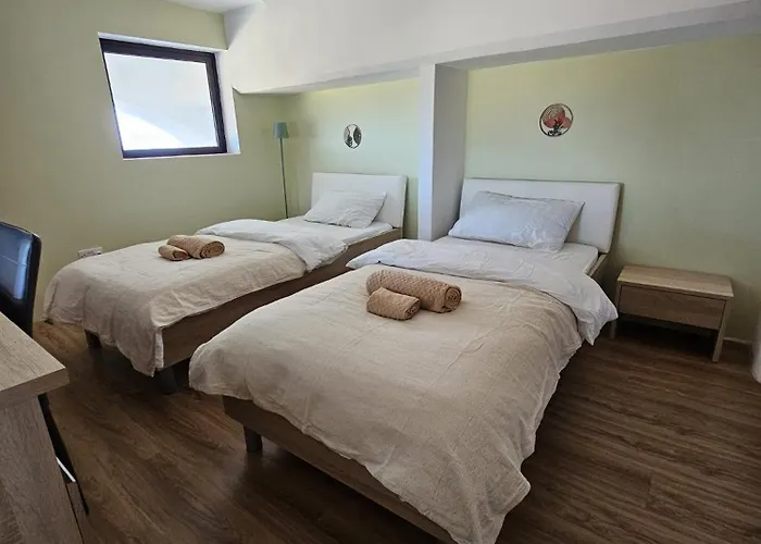 Soulnest Light Bedroom And Shared Bathroom Qbajjar