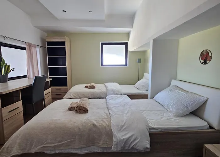 Soulnest Light Bedroom And Shared Bathroom * Qbajjar