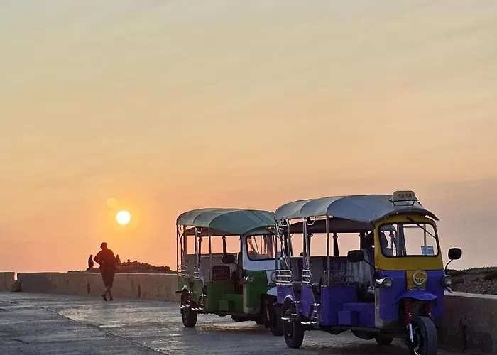 Soulnest Light Bedroom And Shared Bathroom