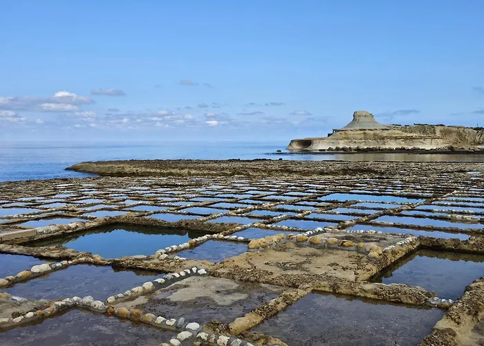 Soulnest Light Bedroom And Shared Bathroom Δωμάτια σε οικογενειακή κατοικία *